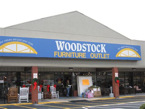 Hallmark store woodstock ga